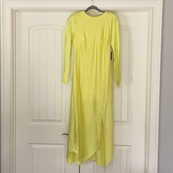 EXPRESS Yellow Long Sleeve Dress - Picture 2 of 7